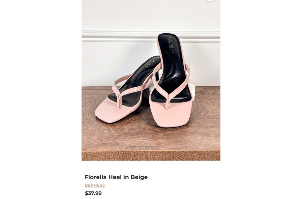 BERNESS Beige Faux Leather Thong Strap Square Toe Kitten Heel Sandals 10